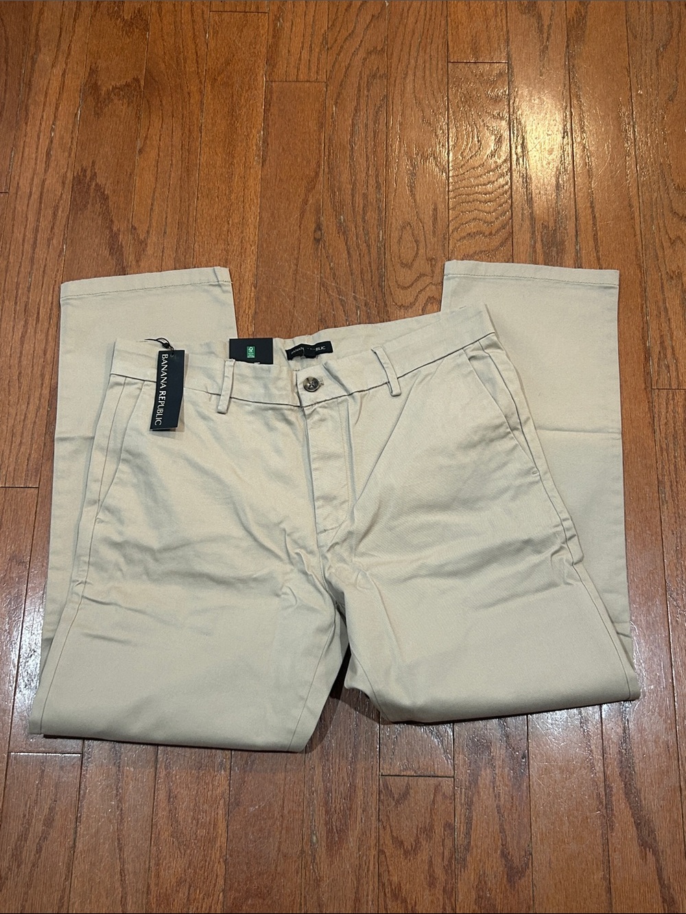 Banana Republic Men's Chinos in Light Cream - Picture 4 of 5